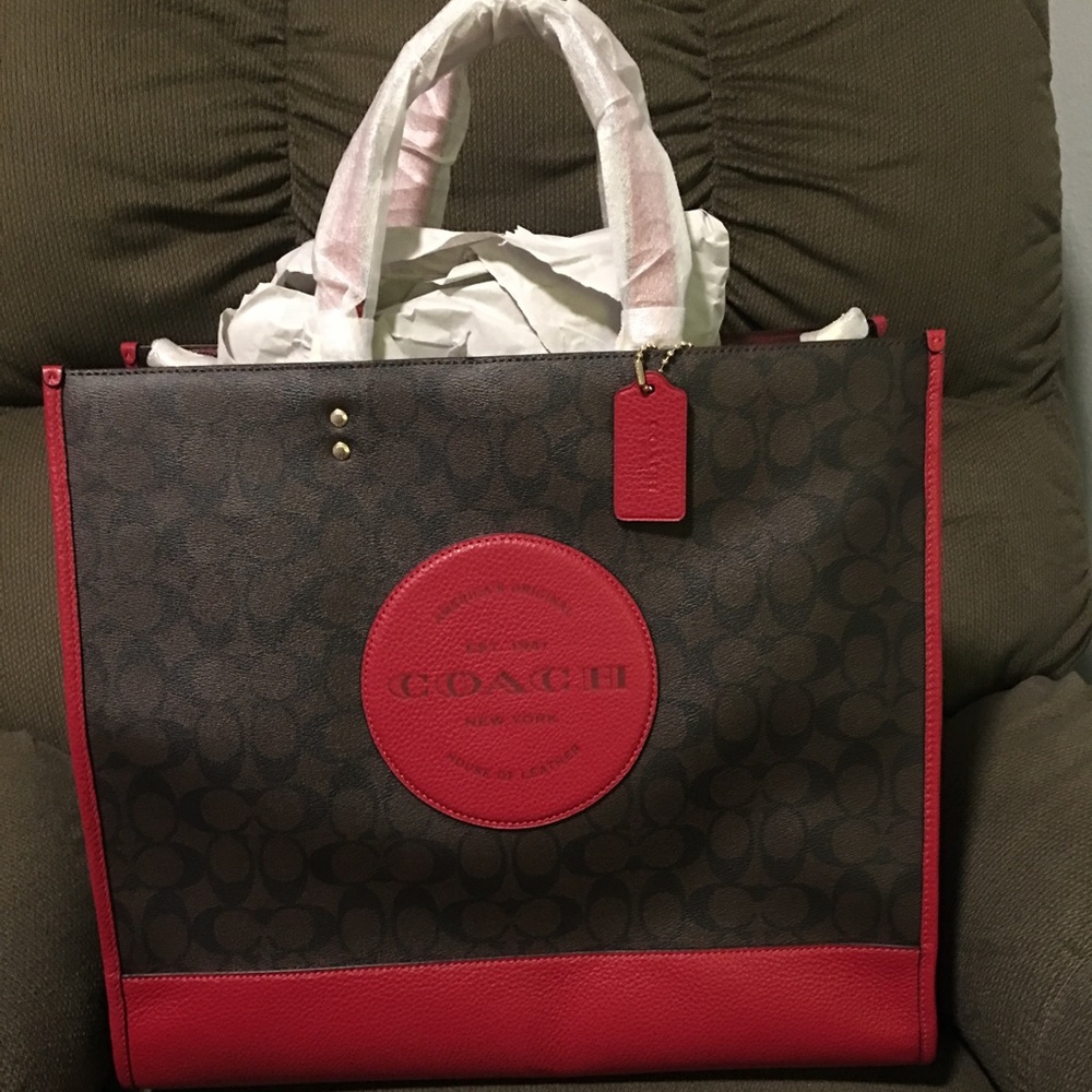 Coach Dempsey 40 XL Signature Canvas Tote Bag